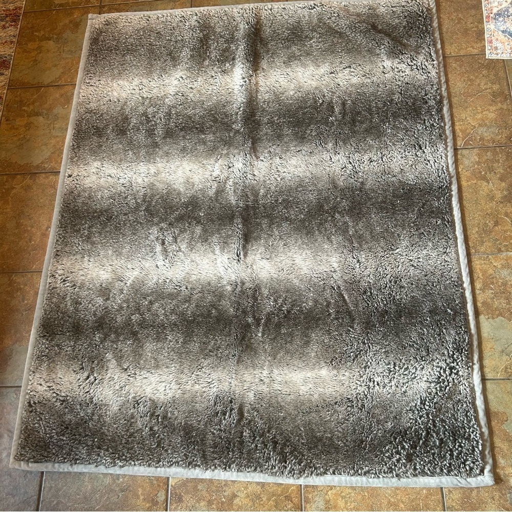 Pottery Barn Faux Fur Striped Throw Cover Cozy Winter Gray Black Heavy